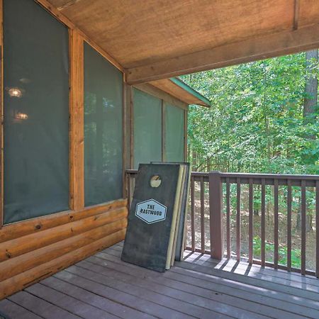 بروكن بو The Eastwood Spacious Retreat With 4 King En-Suites - Hot Tub - Pet-Friendly - Cozy Fire Pit - Prime Location - Multi-Family المظهر الخارجي الصورة